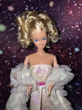 ✨ Vintage 1981 Mattel Fashion Jeans Barbie Wearing Crystal Barbie Gown & Boa